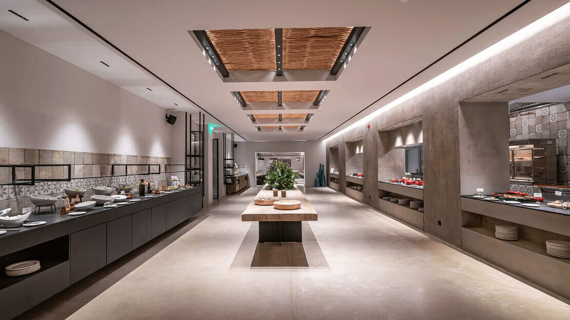 Minos Beach Art Hotel